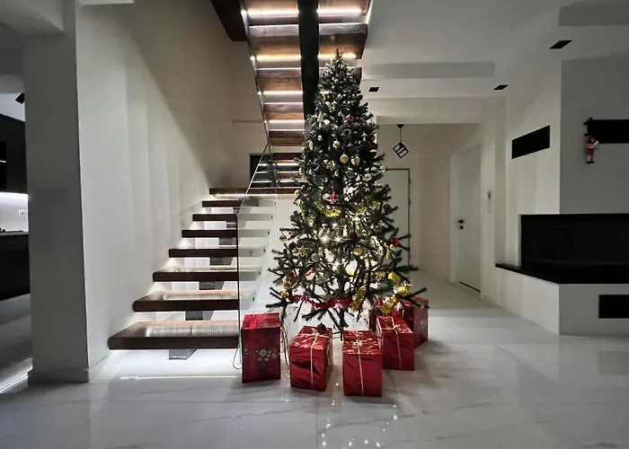 Vila Luxury 4-bed With Private Pool And Jacuzzi