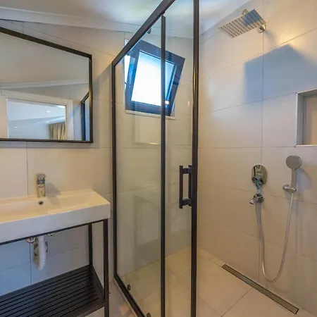 Luxury 4-bed With Private Pool And Jacuzzi Villa Ovacık