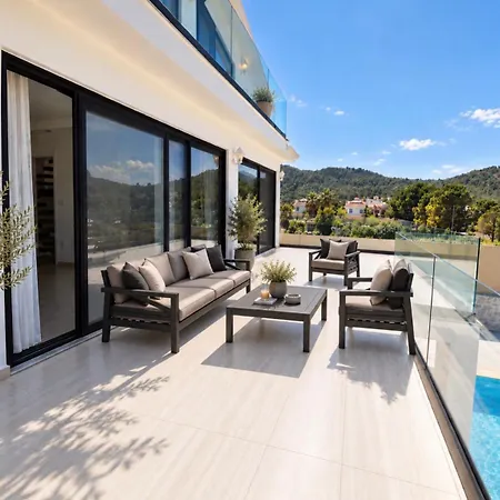 Villa Luxury 4-bed With Private Pool And Jacuzzi *