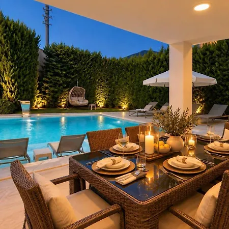 Luxury 4-bed With Private Pool And Jacuzzi Villa Ovacık