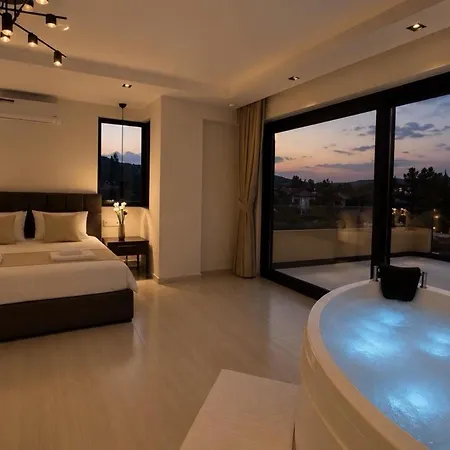 Luxury 4-bed With Private Pool And Jacuzzi * Ovacık