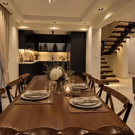 Luxury 4-bed With Private Pool And Jacuzzi Villa Ovacık