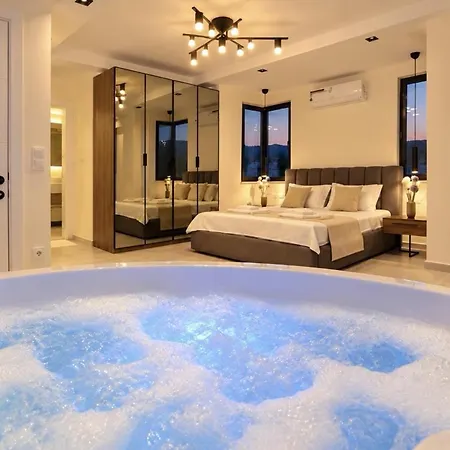 Villa Luxury 4-bed With Private Pool And Jacuzzi Ovacık