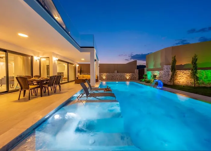 Luxury 4-bed With Private Pool And Jacuzzi * Ovacık