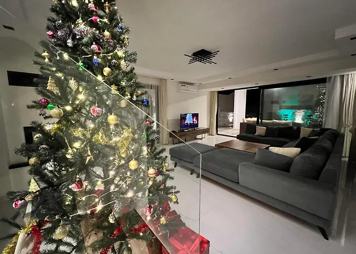 Luxury 4-bed With Private Pool And Jacuzzi * Ovacık